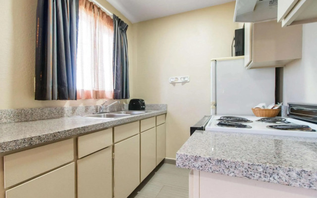 Quality Inn & Suites Crescent City Redwood Coast