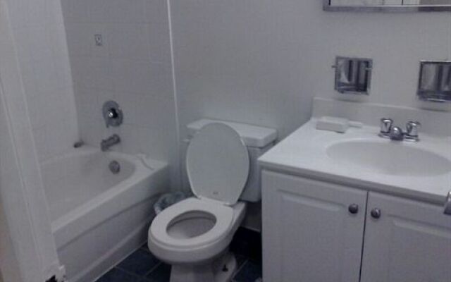 Toronto Furnished Living - Forest Manor