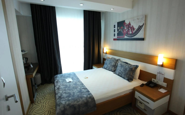 Dies Hotel