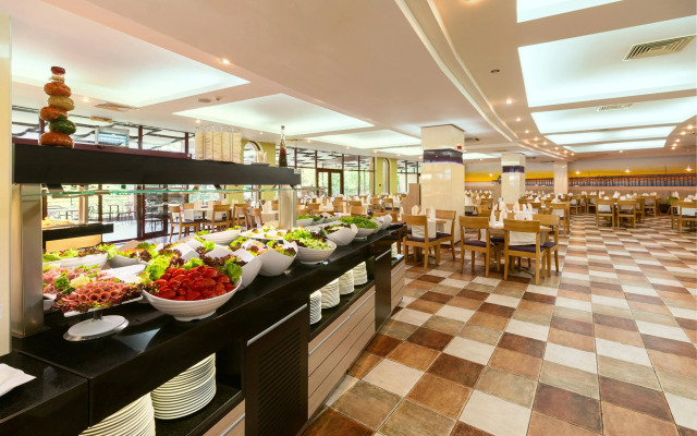 Kristal Hotel - All inclusive