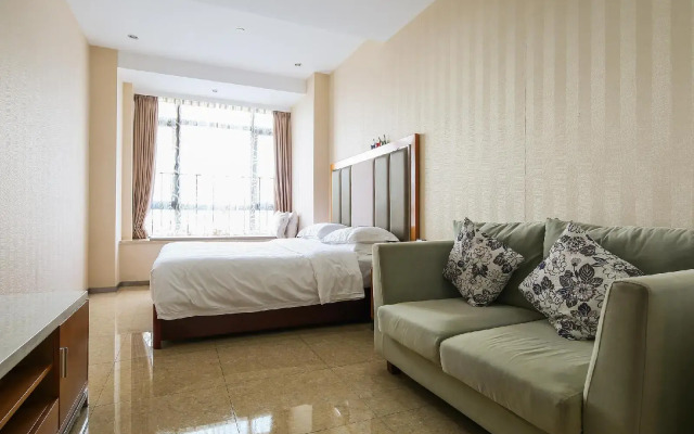 Royal River Apartment