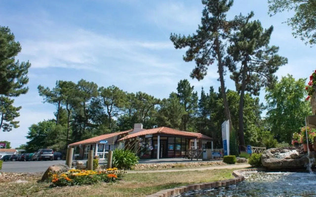 Rev2Vacances Camping Le Bois Masson