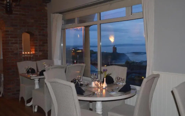 Cliff House Hotel