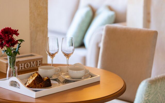 Phaedra Suites