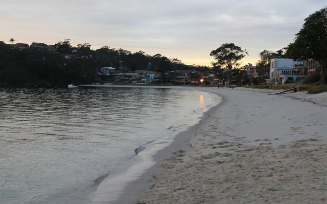 Salamander Beach Accommodation Adults Only