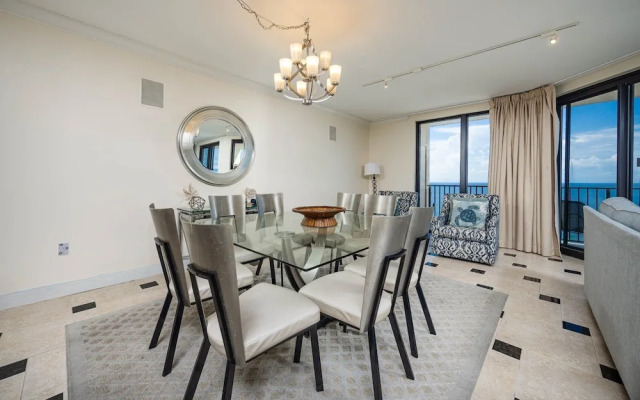 Phoenix X 1509 4 Bedroom Condo