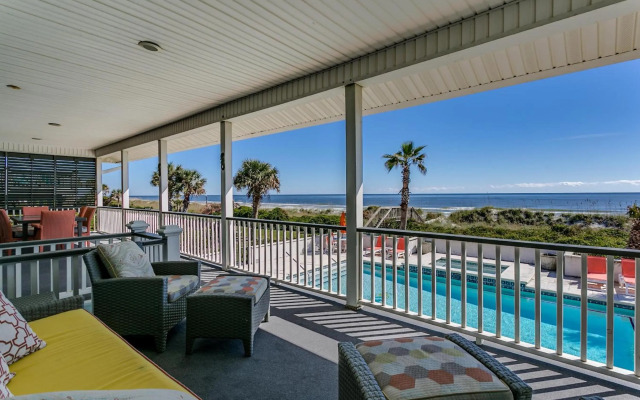 -Under The Sea (8 Bdrm / 7 Bath, Sleeps 22)