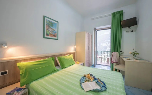 Dint' a Torre Bed & Breakfast