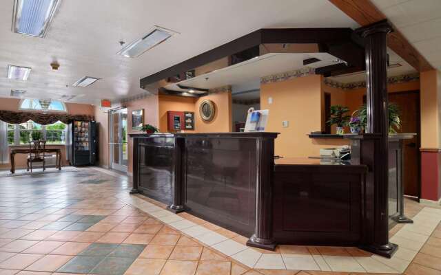 Microtel Inn & Suites by Wyndham Clarksville