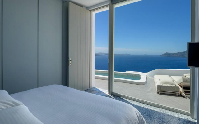 Oia Memories Suites