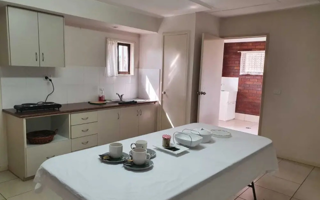 Booking Guru - Hostel
