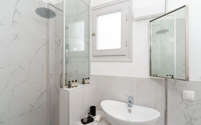 Mr & Mrs White Paros Suites & More