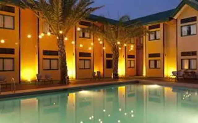 MICROTEL INN y SUITES BY WYNDHAM