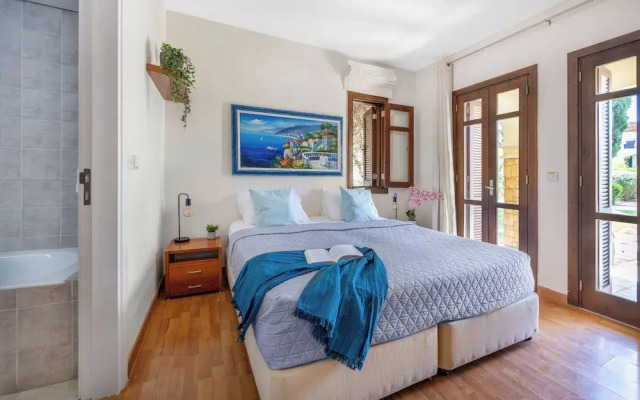 Da02 Adjacent to Aphrodite Hills Pool View