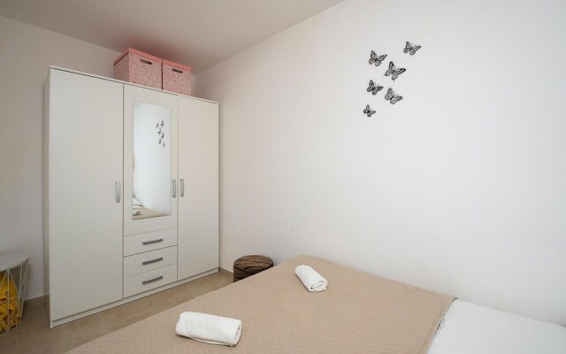 Stunning Apartment in Labin With Wifi and 1 Bedrooms