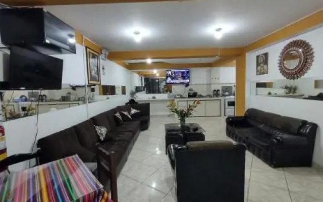 Tayta Wasi Hostal