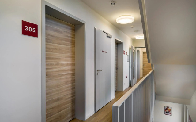 Signature East Hotel Apartment