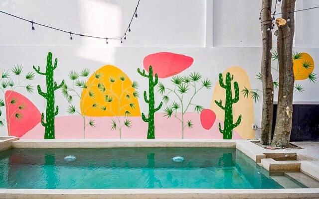 El Peque o Private Condo Pool Rooftop Lounge