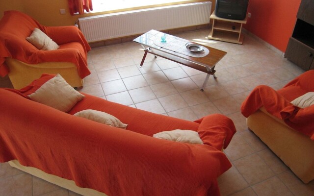 Quaint Apartment in Ondenval with Terrace