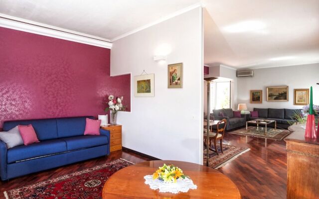 Beautiful penthouse, 2 bedrooms and 2 bathrooms