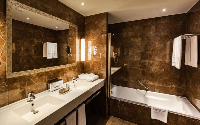Hotel Concorde Green Park Palace