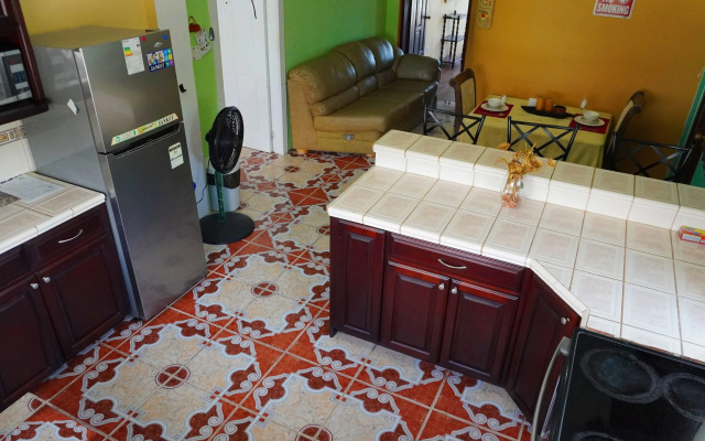 See Belize Sea View BAY Studio