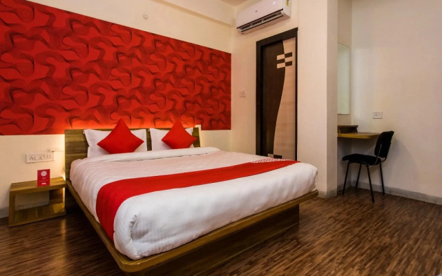 Hotel Emerald Park By OYO Rooms