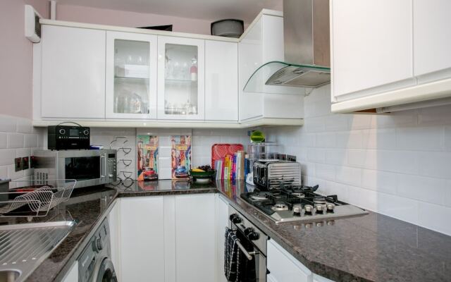 Close To Highbury And Islington 1 Bedroom Flat