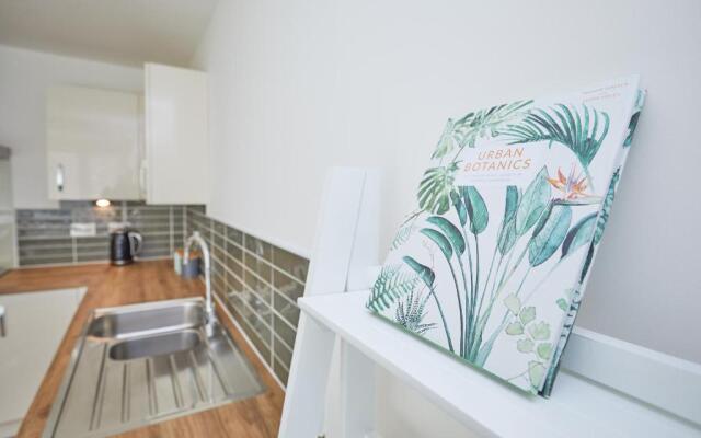 Royal Derby Hospital 3 bed Town House
