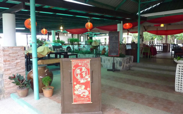 Beringgis Beach Resort & Spa
