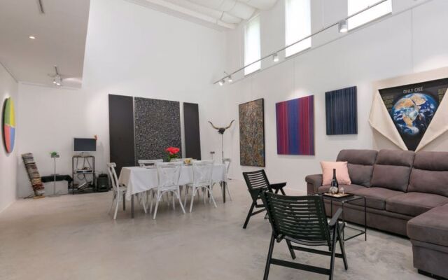 Studio Gallery Bura