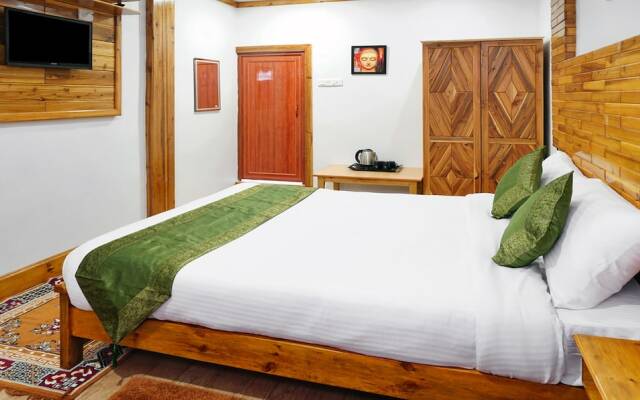 Treebo Trip Omega's Stay Inn