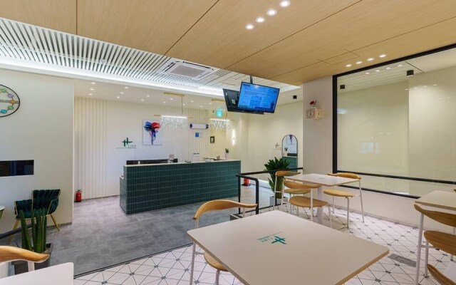 Gumi Time Hotel