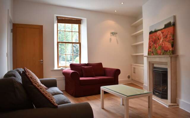 Spacious 3 Bedroom House in Ballsbridge