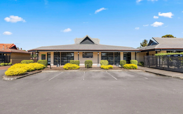 Quality Hotel Lincoln Green