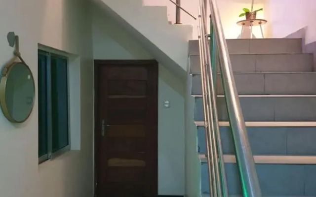ORCHID House Stylish 3BDR Terrace Duplex Free WiFi DSTV