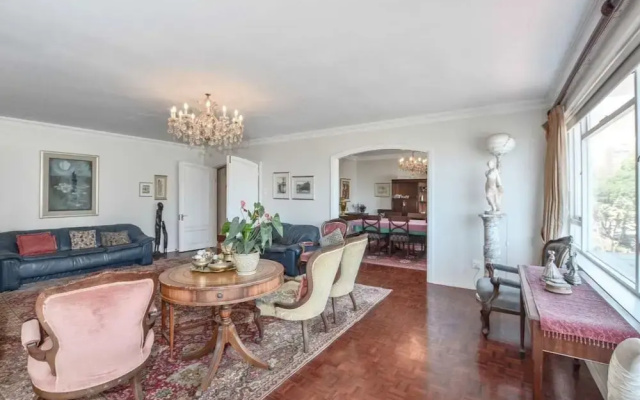 Sea Point Luxury Four Bedroom Apartments
