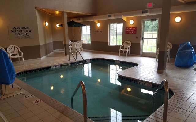 GrandStay Residential Suites - Eau Claire