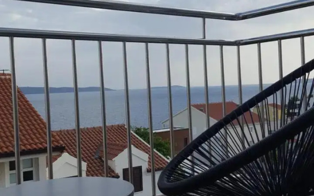 NiMa 2022 apartman, Okrug Gornji