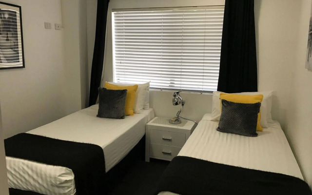 Jack & Newell Holiday Apartments