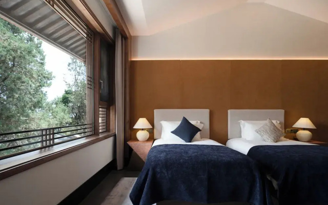 LA MAISON . View Resort
