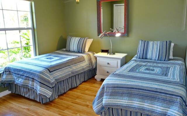 Pet-friendly Home With Pool and Steps to Beach/food