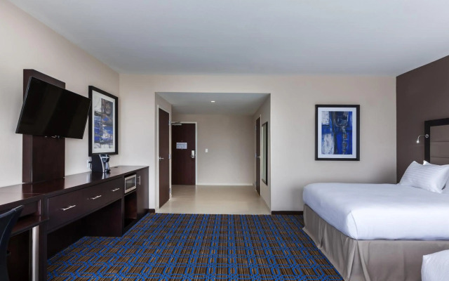 Clarion Hotel The Colony - Plano West