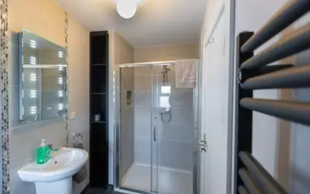 Behan's Horseshoe Bar & Restaurant