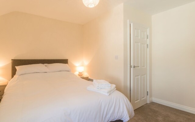 Apartment 4, 7 St Anns Apartments