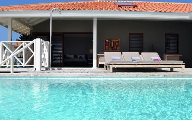 Cosy Seaside Villa in Jan Thiel With Pool