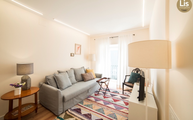 Lis Apartments