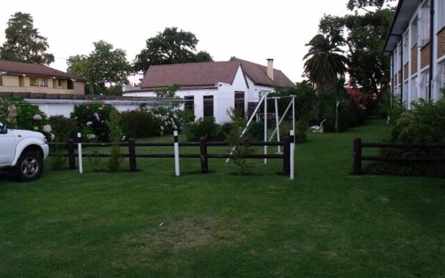 Jamaed Court Self-Catering Apartments