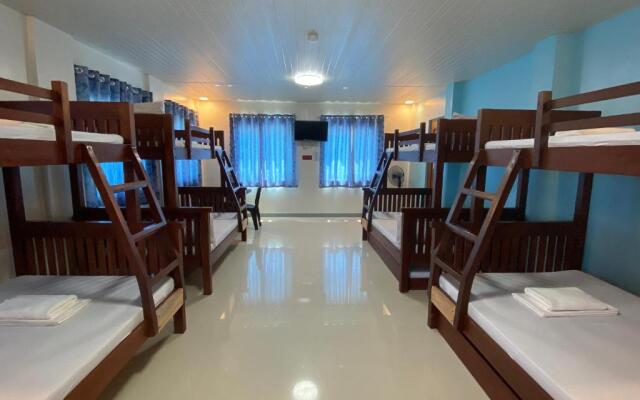 Hip Nautic Beach Resort by Cocotel