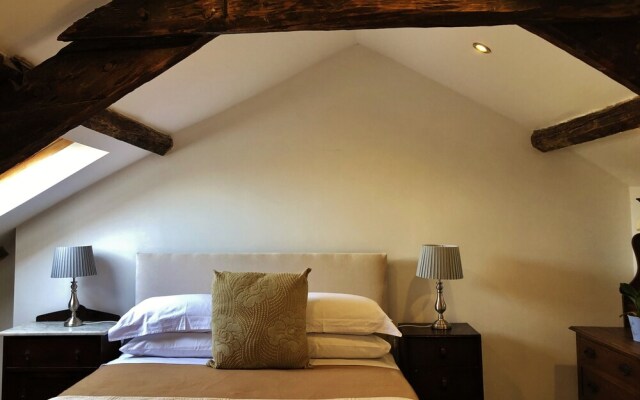 Greys House - A Warm Welcome to the Brecon Beacons